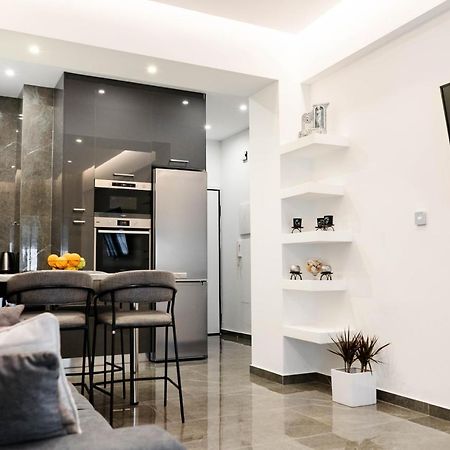 Larissa Railway &Metro Station Apartment Athen Exterior foto