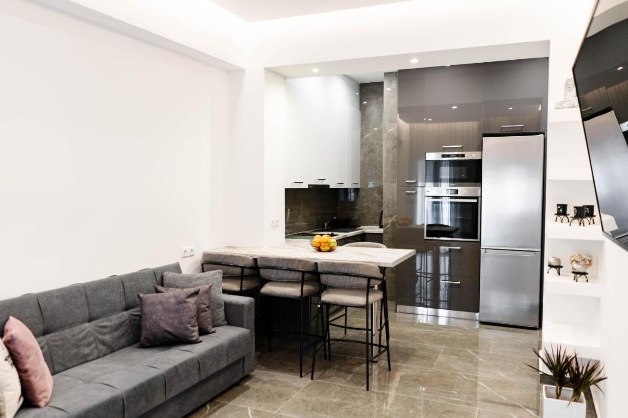 Larissa Railway &Metro Station Apartment Athen Exterior foto